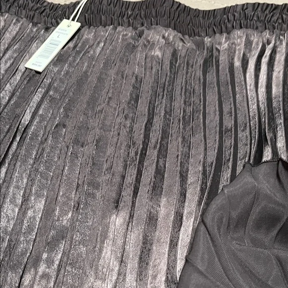 New Max Studio chocolate A-Line Pleated Skirt - Picture 14 of 15